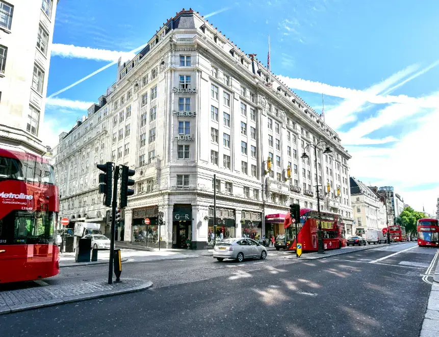 Strand Palace Hotel — фото