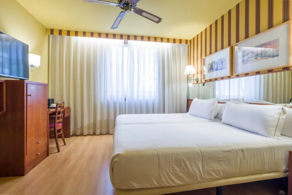 Ilunion Les Corts Spa Hotel - Chambres