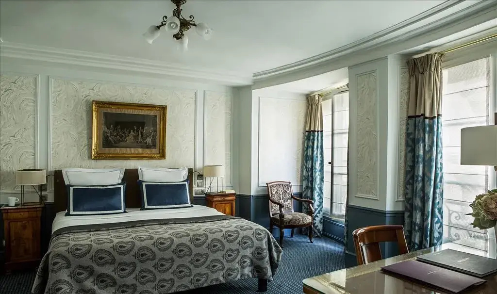 Double Junior Suite (full double bed)