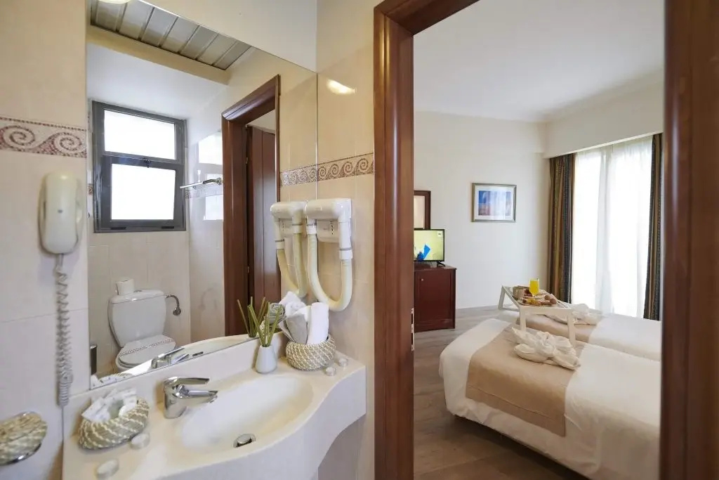 Crystal City Hotel - Chambres