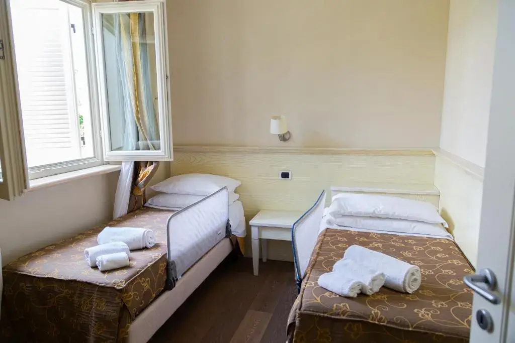 Hotel Villa Tiziana - Chambres