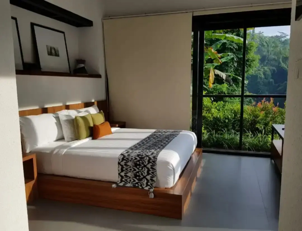 River 1 Double Villa (full double bed)