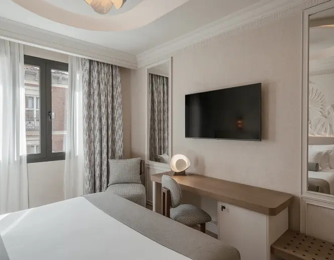 Deluxe with Terrace Double room (full double bed)