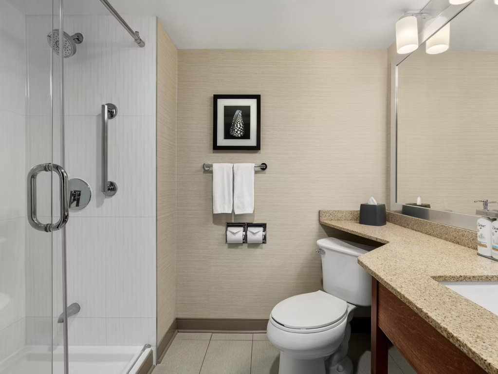 Holiday Inn Oakville Centre by IHG - Chambres