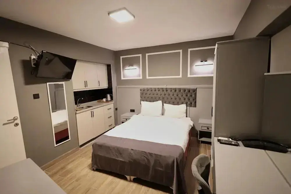 Economy Double room (full double bed)