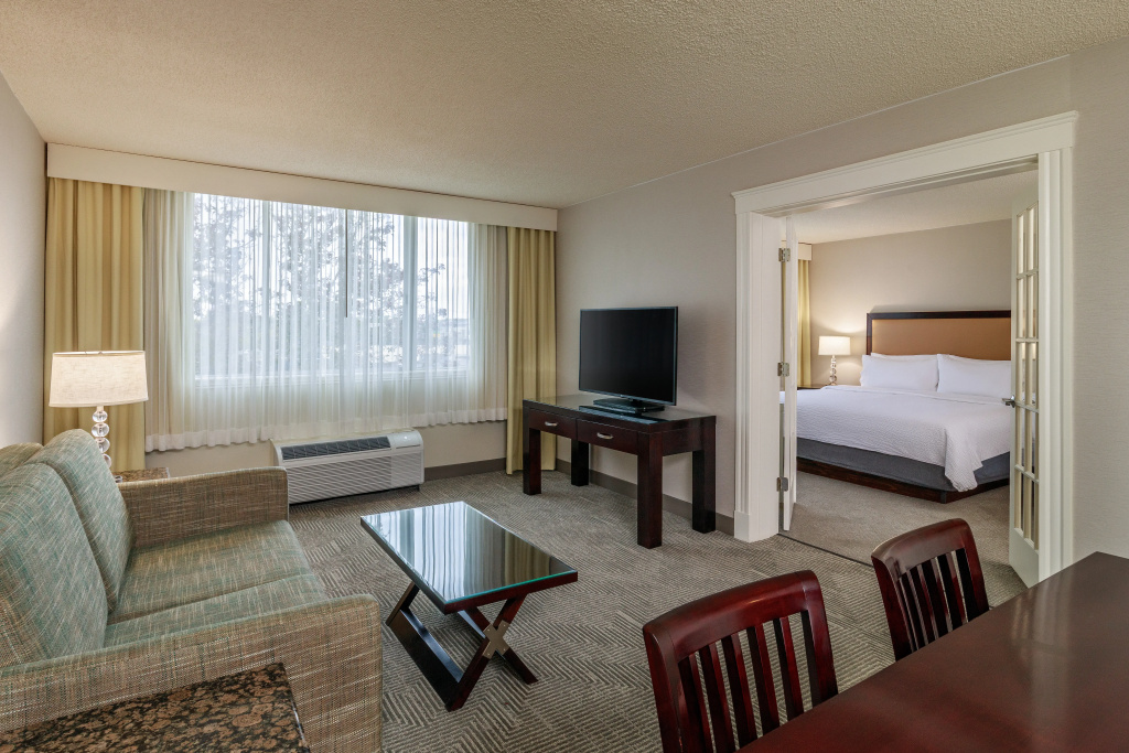 Holiday Inn Hotel & Suites Boston - Peabody by IHG - Général