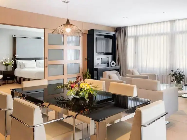 Presidential The Level Double Suite (full double bed)