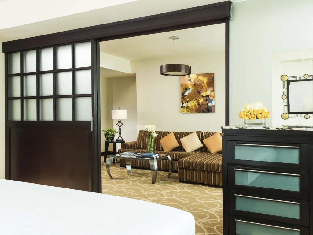 Double Junior Suite (full double bed)
