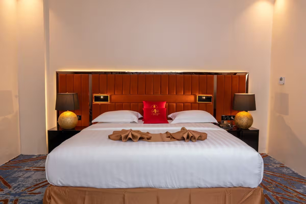 Superior Double room (full double bed)