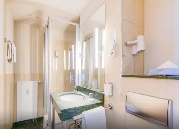 Come Inn Berlin Kurfürstendamm - Chambres