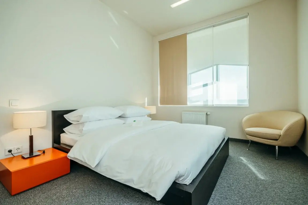 Tien Shan Suite with view