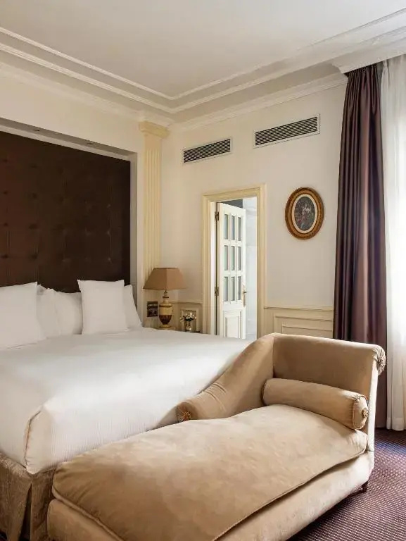 Supreme RedLevel Double room (full double bed)