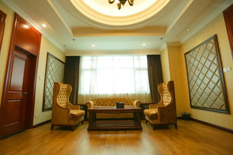 Lobby & Reception
