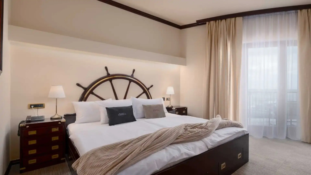 Superior Quadruple Family Suite