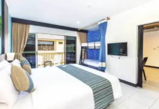 Sea Breeze Family Suite