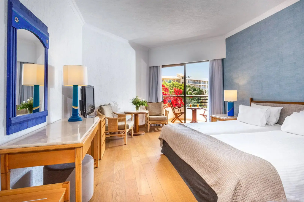 Coral Beach Hotel and Resort - Chambres