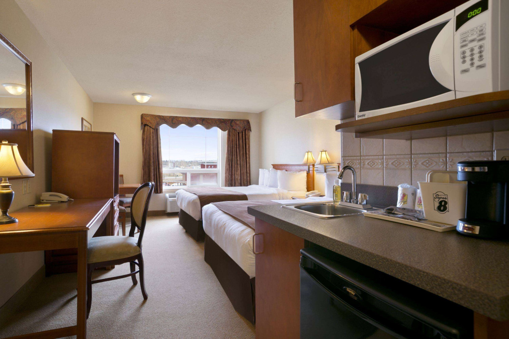 Smoking Quadruple room