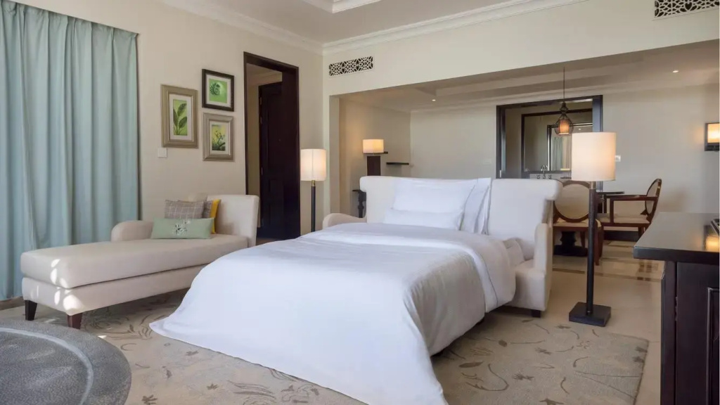 Beachfront Double Suite