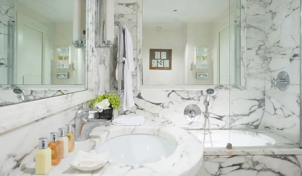Hotel Lord Byron - Chambres