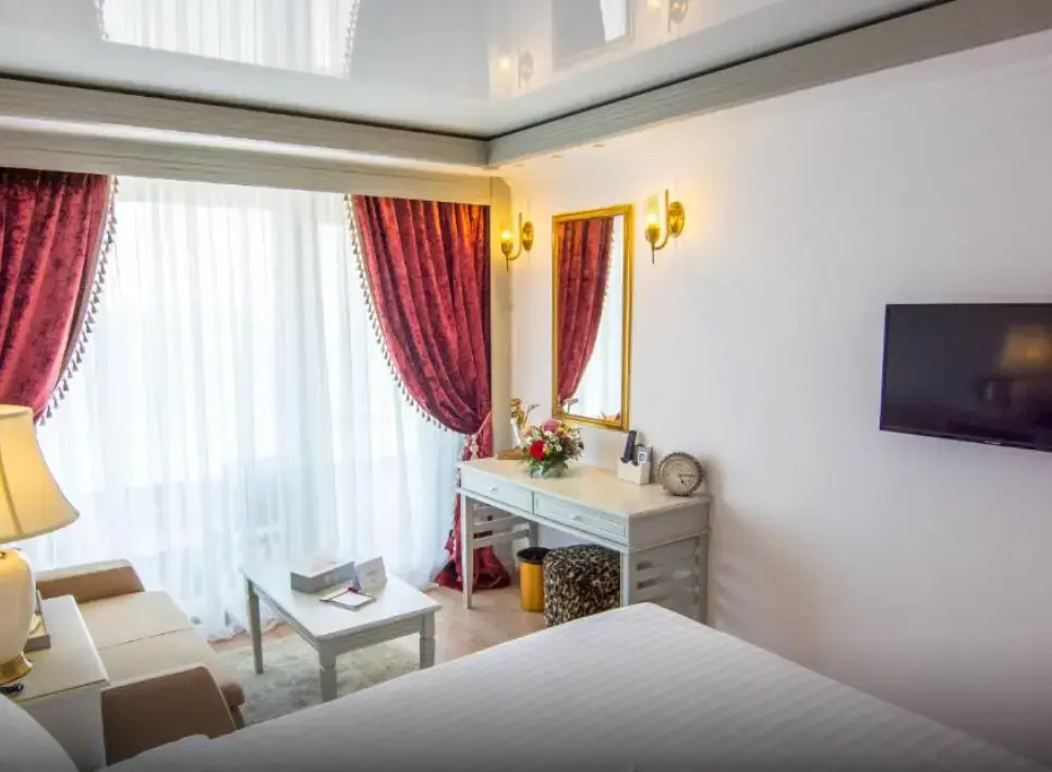 Double room Panoramic (full double bed)