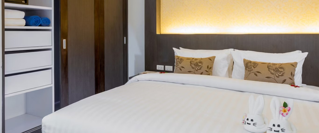 Patong Bay Hill Resort - Chambres