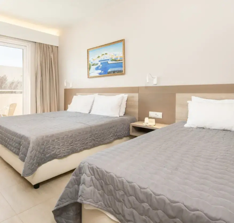 Superior Triple room