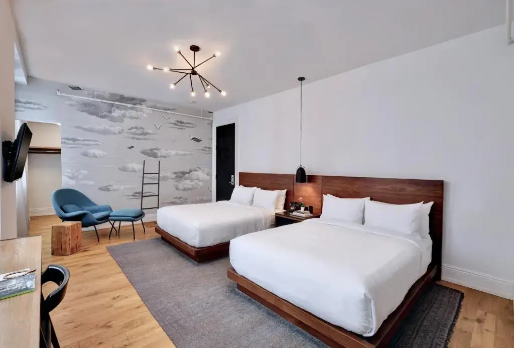 Double room (twin beds)