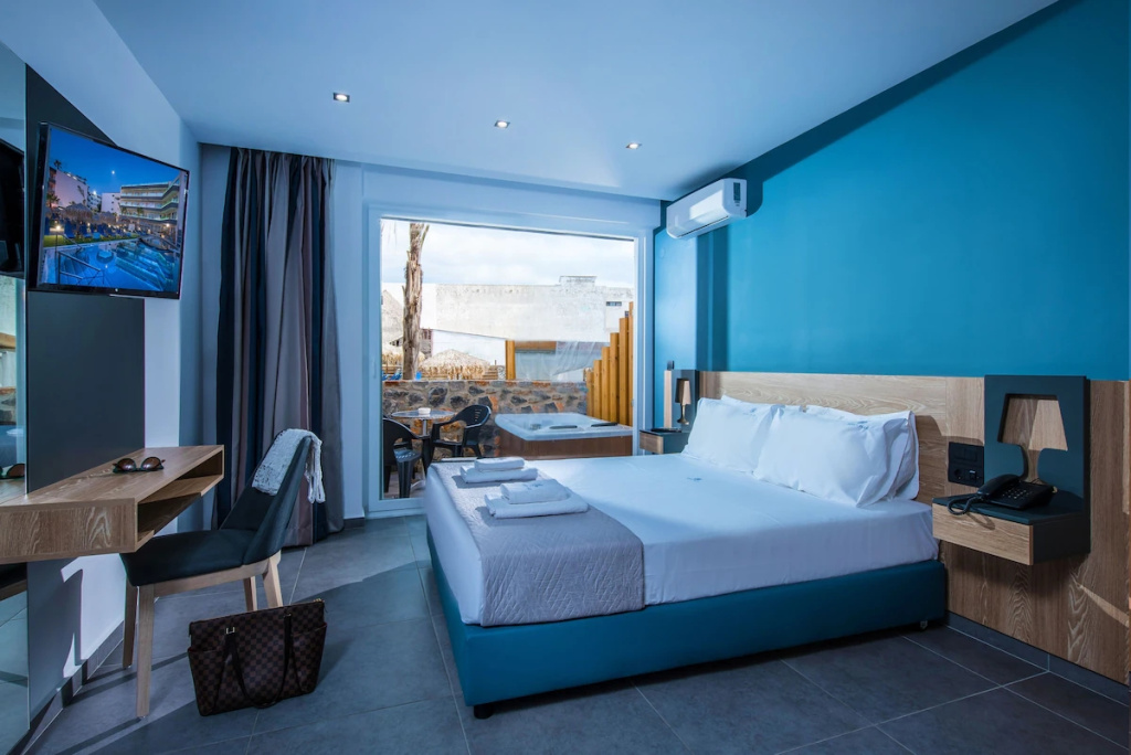 Enorme Infinity Beach ex Infinity Blue - Général