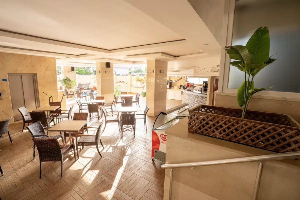 Hotel photo 16