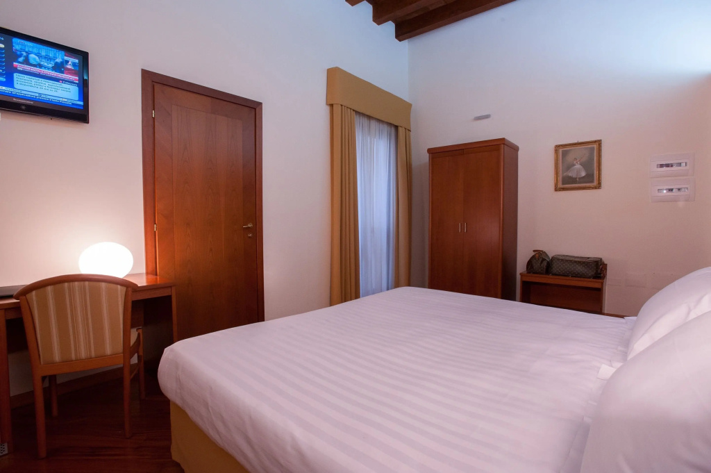 Hotel Flora - Chambres