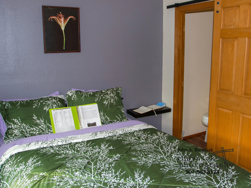 Iceberry Double room (full double bed)