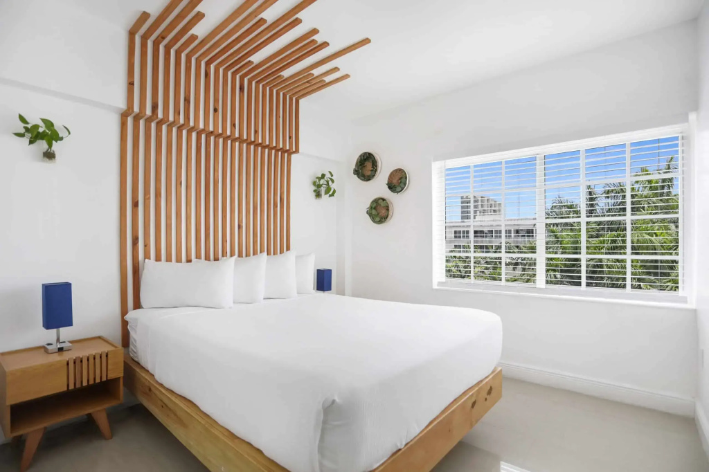 1 Bedroom Deluxe Double Suite (full double bed)