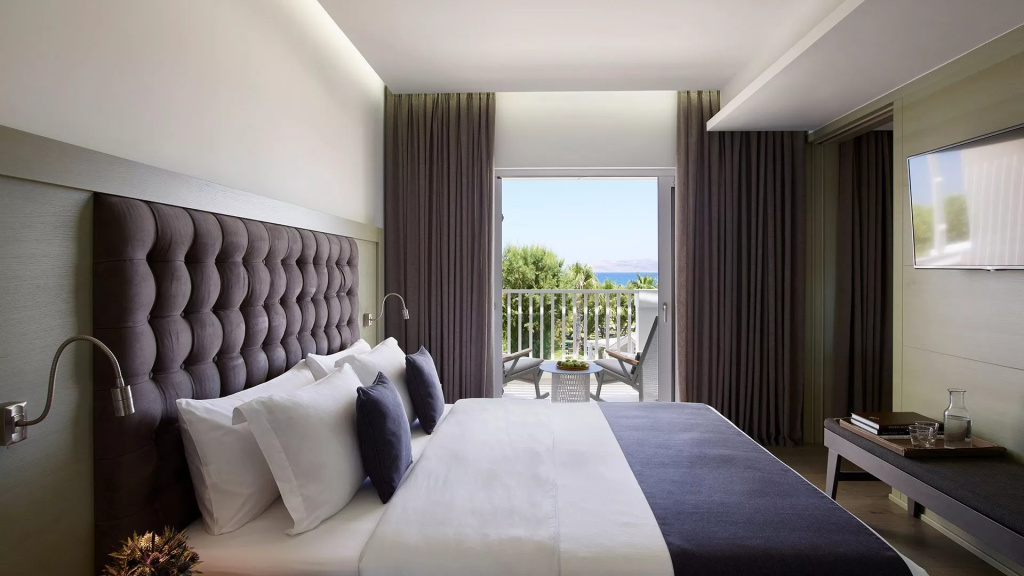 Luxury Double Suite (full double bed)