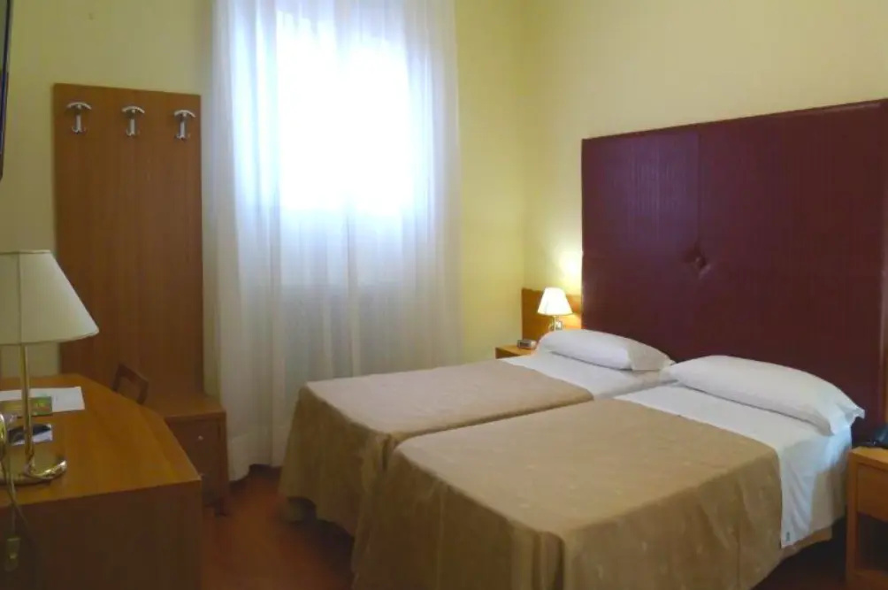Economy Double room (twin beds)