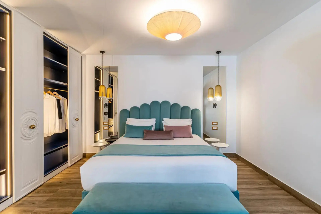Cresanto Luxury Suites Room Type - Senior Suite with Inner Courtyard View