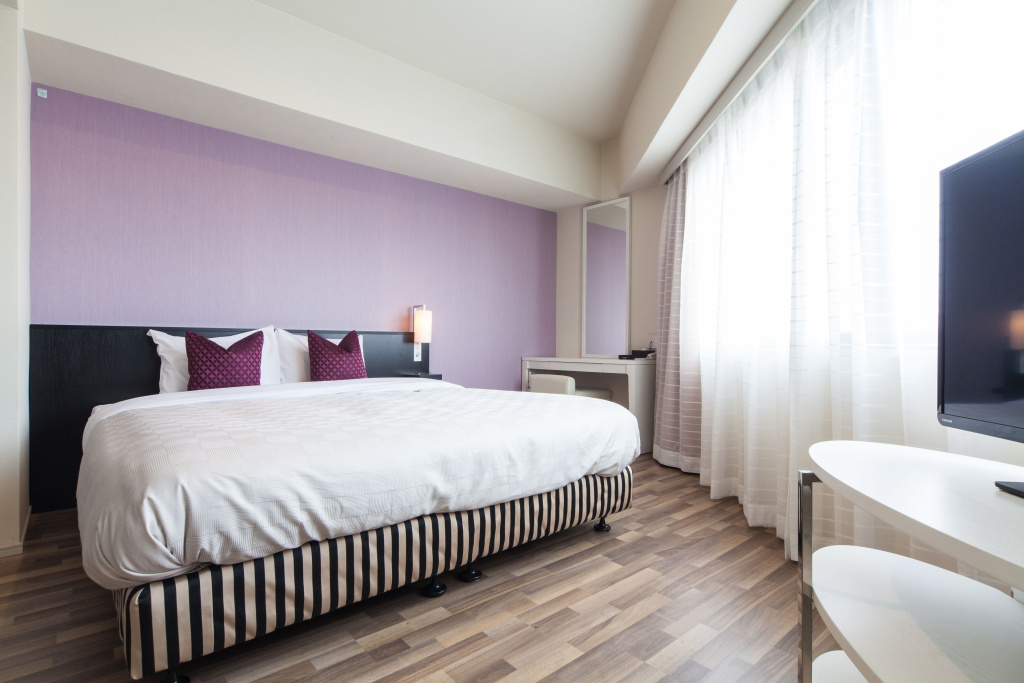 Universal room