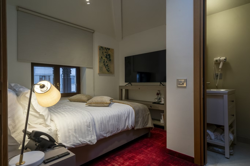 Small Single room