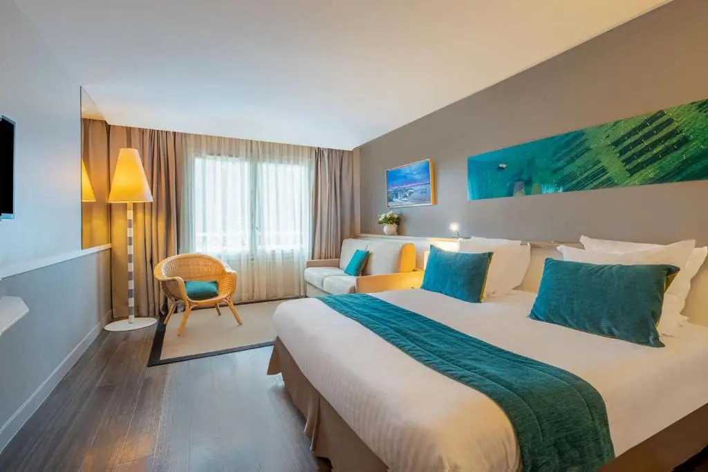 Family Standard Double room (full double bed)