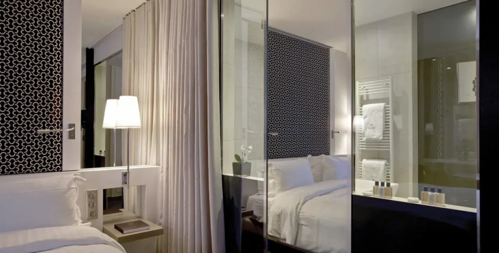 Hotel Etoile Maillot 42