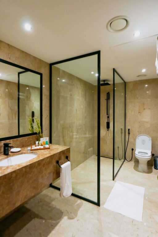 Dubai Marine Beach Resort & Spa
