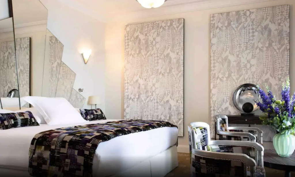 Double Junior Suite with sea view (full double bed)