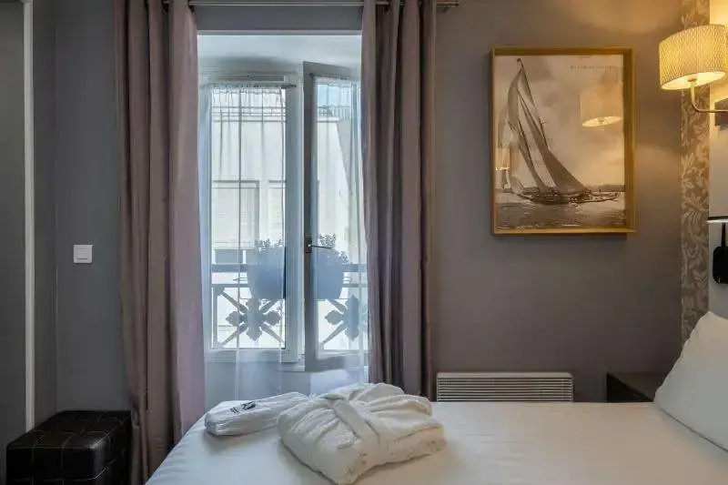 Classic Comfort room
