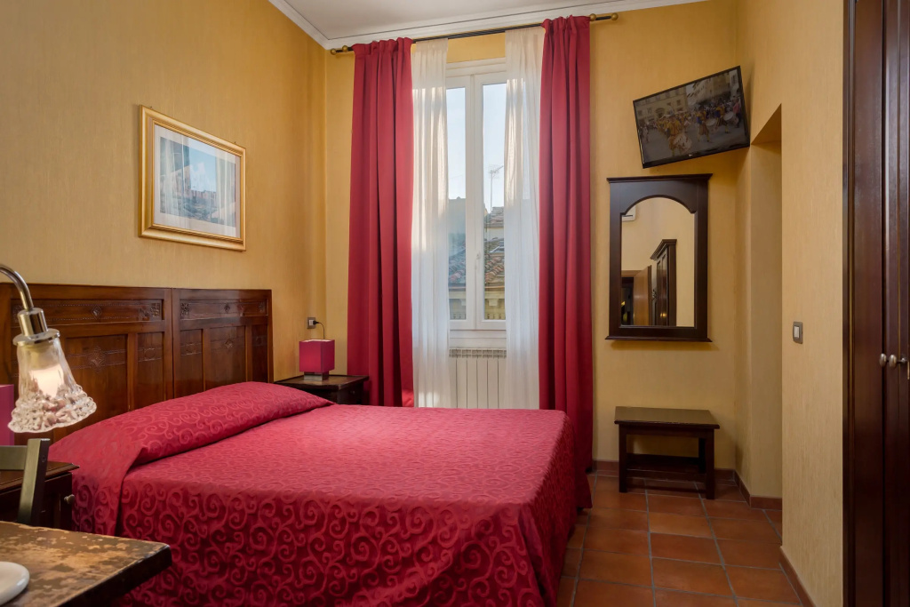 Superior Double room (full double bed)
