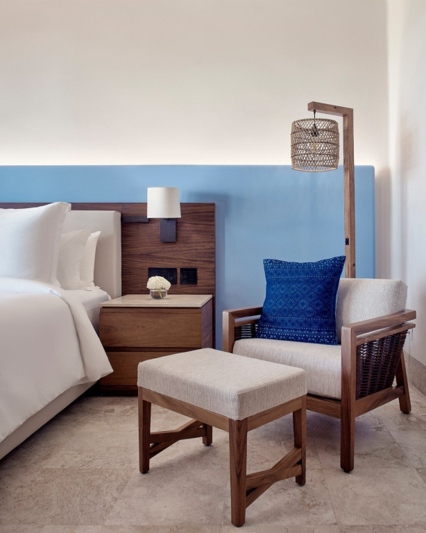 1 Bedroom Plunge Pool Suite with garden view (full double bed)