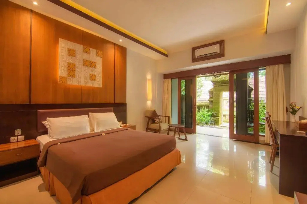 Superior Double room (full double bed)