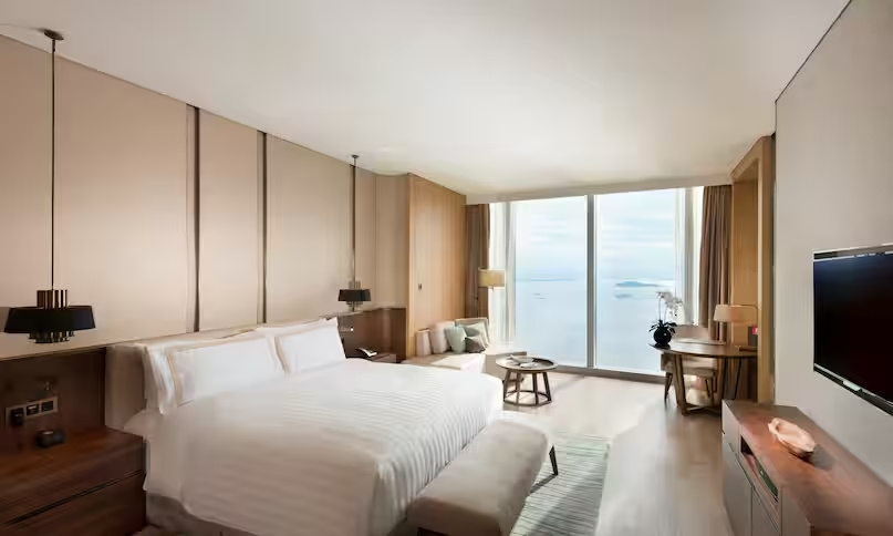 Deluxe Double room with sea view (full double bed)