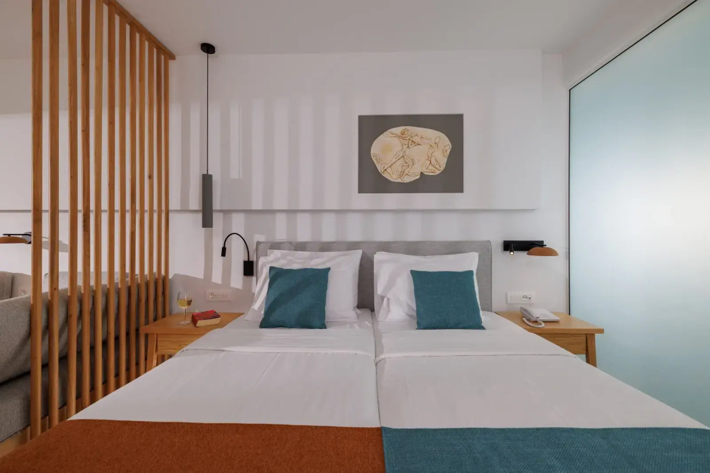 Open Plan Double Suite (twin beds)