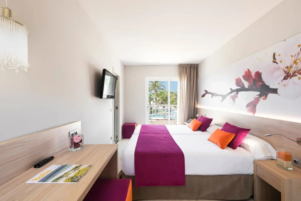 Double room (twin beds)