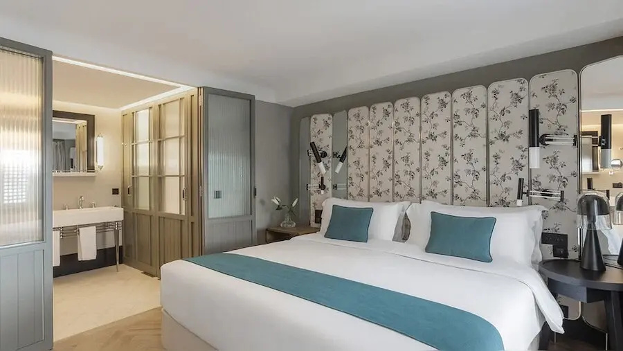 Double Junior Suite (full double bed)