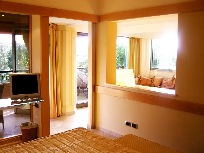Double Mini Suite twin beds